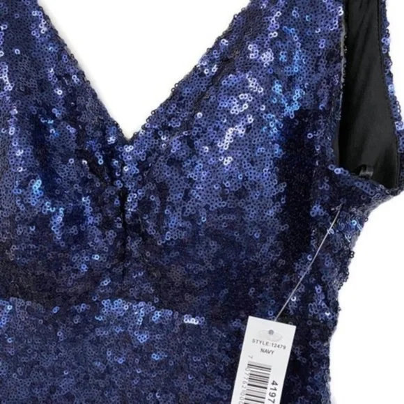 Morgan & Co size 5/6 keyhole back navy sequins dress - Picture 2 of 16